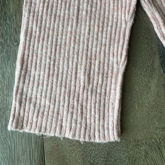 SOLD Zara knit wide leg cropped pants, 2-3 years - Picture 4 of 5